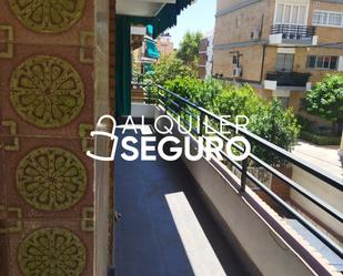 Vista exterior de Pis de lloguer en  Córdoba Capital amb Aire condicionat, Terrassa i Moblat
