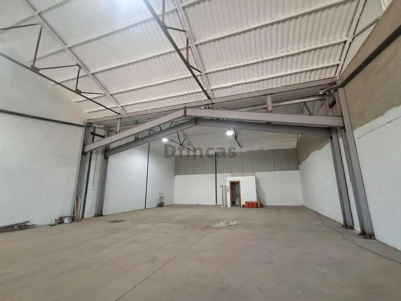 Nave industrial de alquiler en Teruel