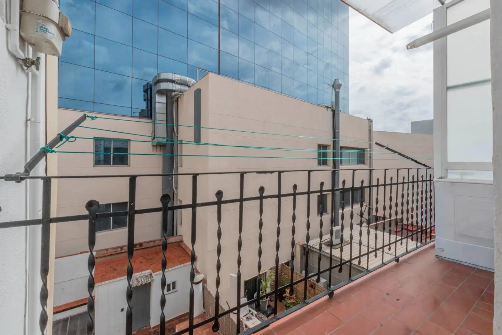 Flat with terrace for sale in Carrer de Béjar, imagen 4