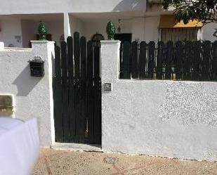 Exterior view of Single-family semi-detached for sale in San Fernando