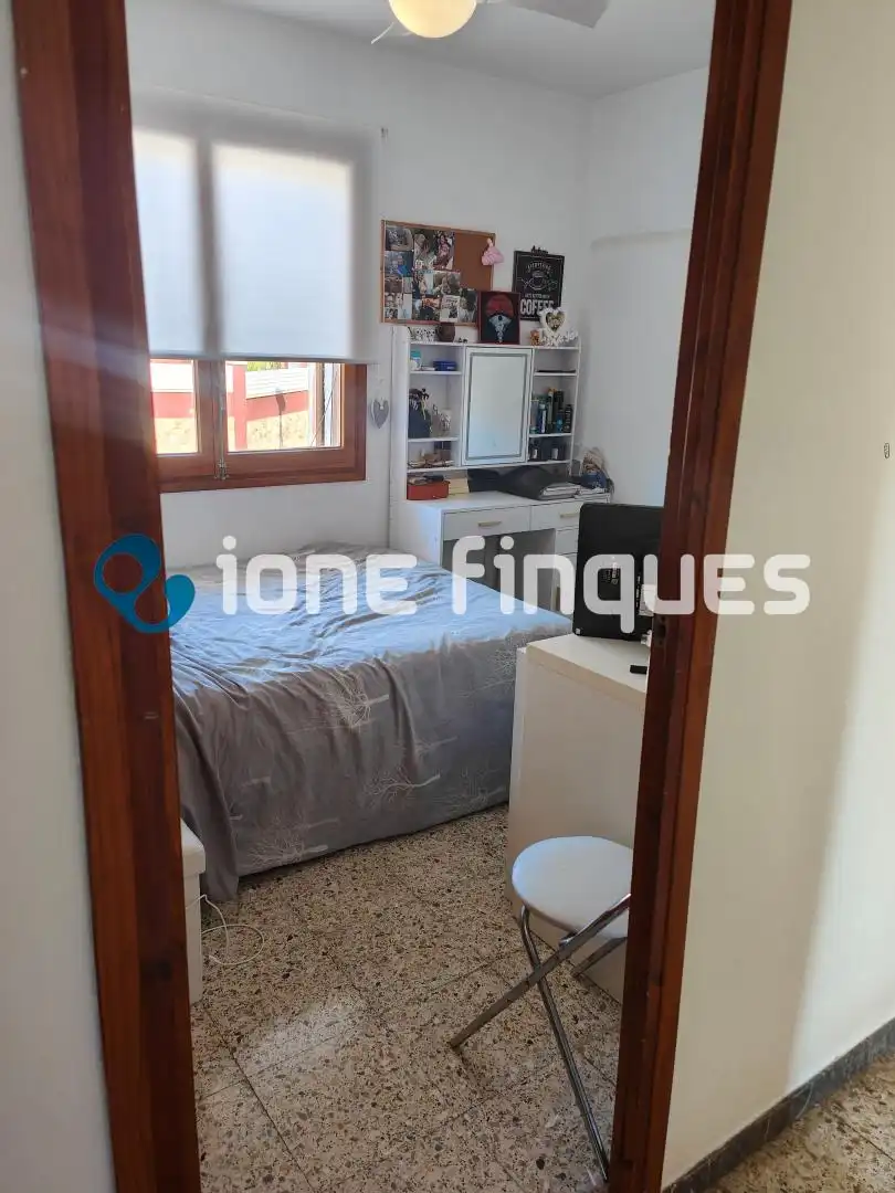 Bedroom of Houses for sale in El Vendrell  with Heating, Terrace and Balcony