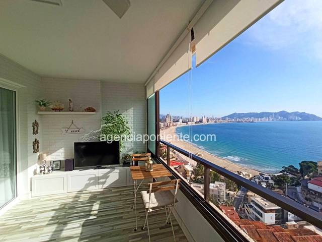 Apartamento en Alquiler en Calle Infiesto en Cala de Finestrat