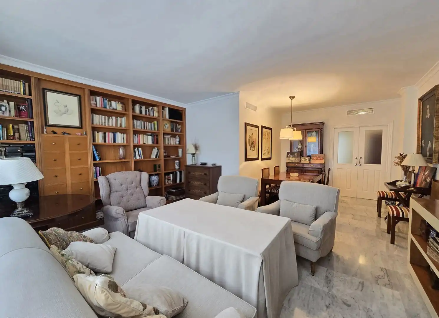 Sala d'estar de Pis de lloguer en Málaga amb Aire condicionat i Calefacció