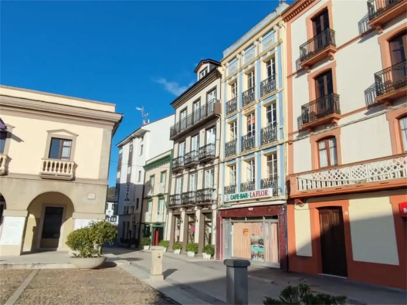 Adosado en venta en Plaza Ayuntamiento 1