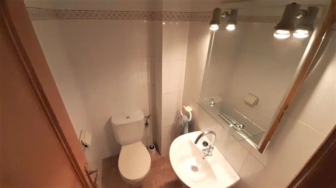 Badezimmer von Einfamilien-Reihenhaus zum Verkauf in Moià mit Heizung, Terrasse und Abstellraum