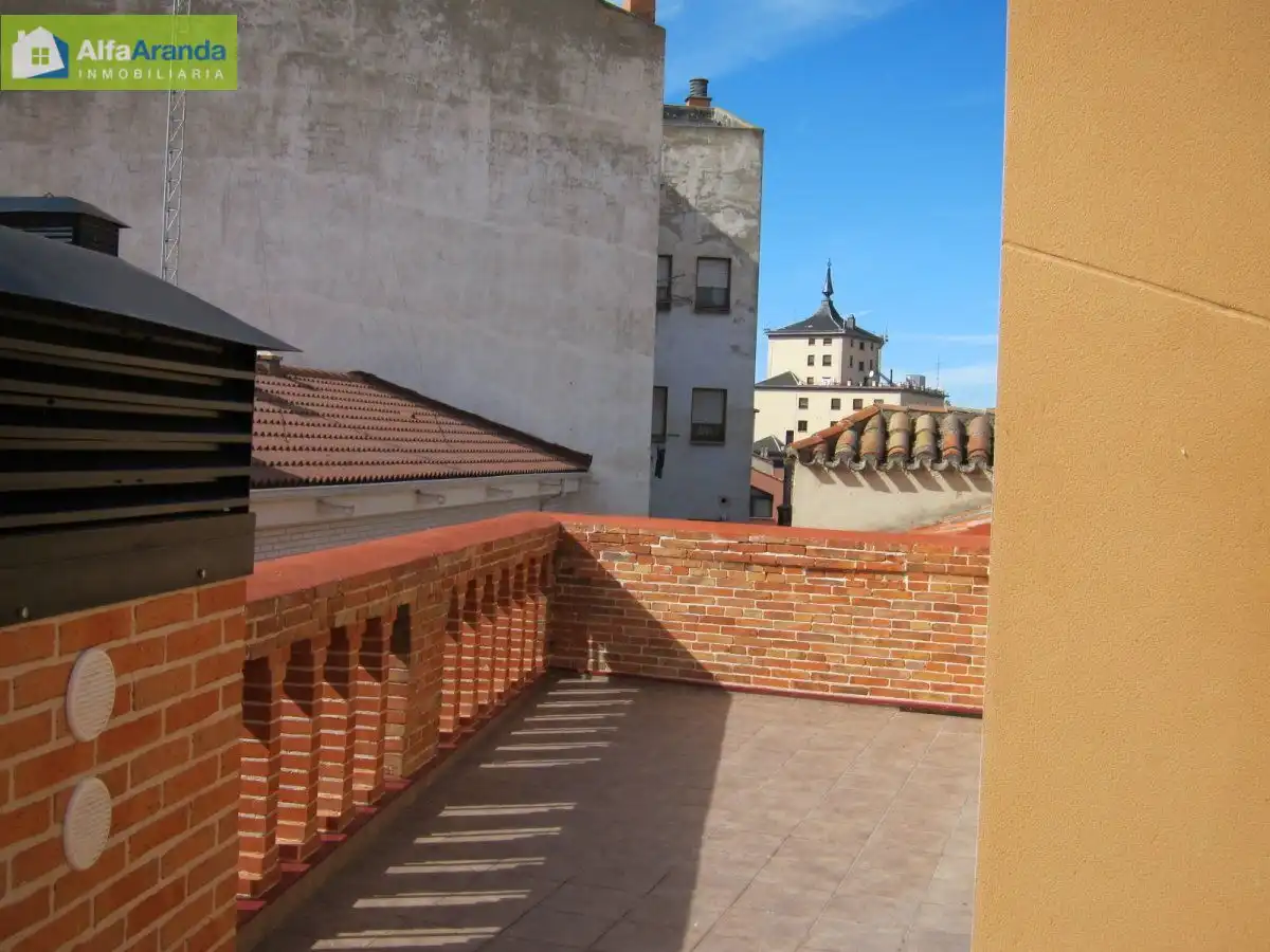 Piso de alquiler en Calle SANTA LUCIA, Centro