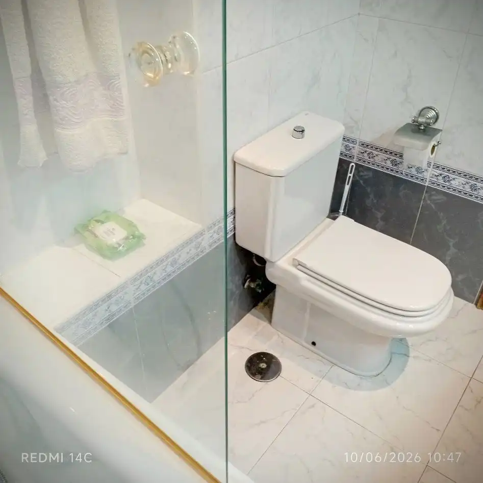 Badezimmer von Wohnung zum Verkauf in San Lorenzo de El Escorial mit Heizung und Abstellraum