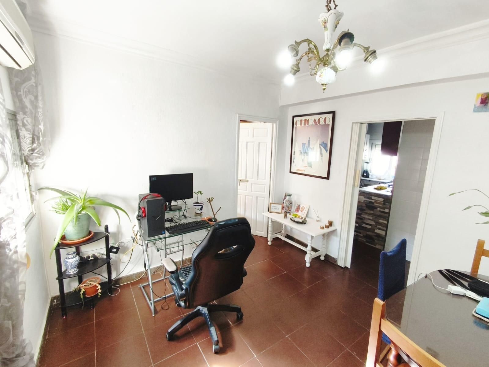 Living room of Flat for sale in  Sevilla Capital  with Air Conditioner
