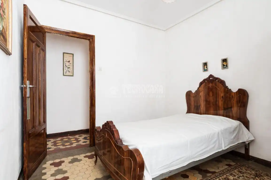 Bedroom of Flat for sale in Zaragoza  with Heating