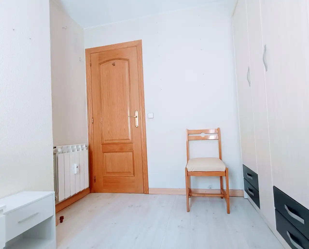 Habitación de Piso de alquiler en Madrid con Aire acondicionado, Calefacción y Amueblado