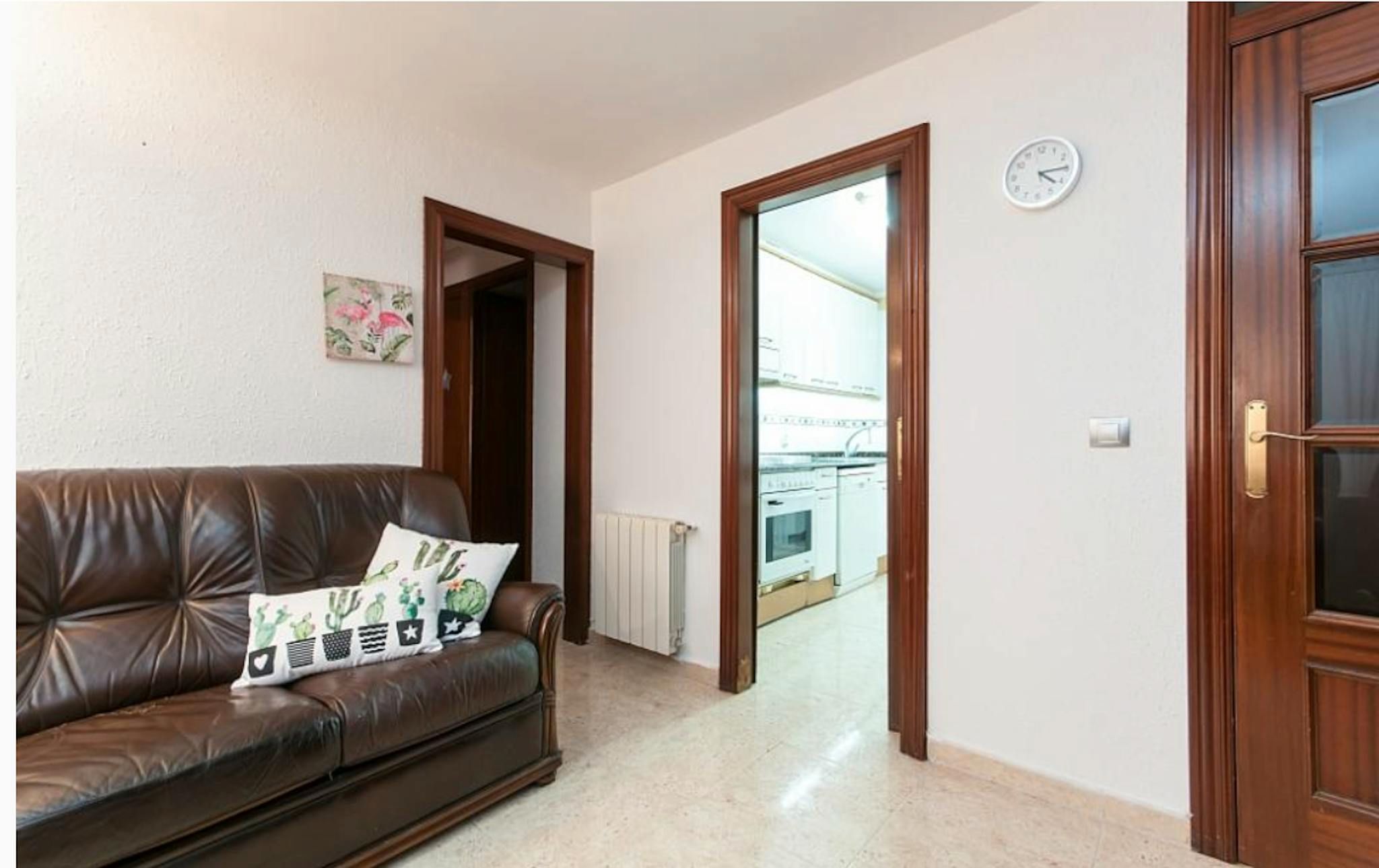 Flat to share in L'Hospitalet de Llobregat  with Heating, Furnished and Washing machine