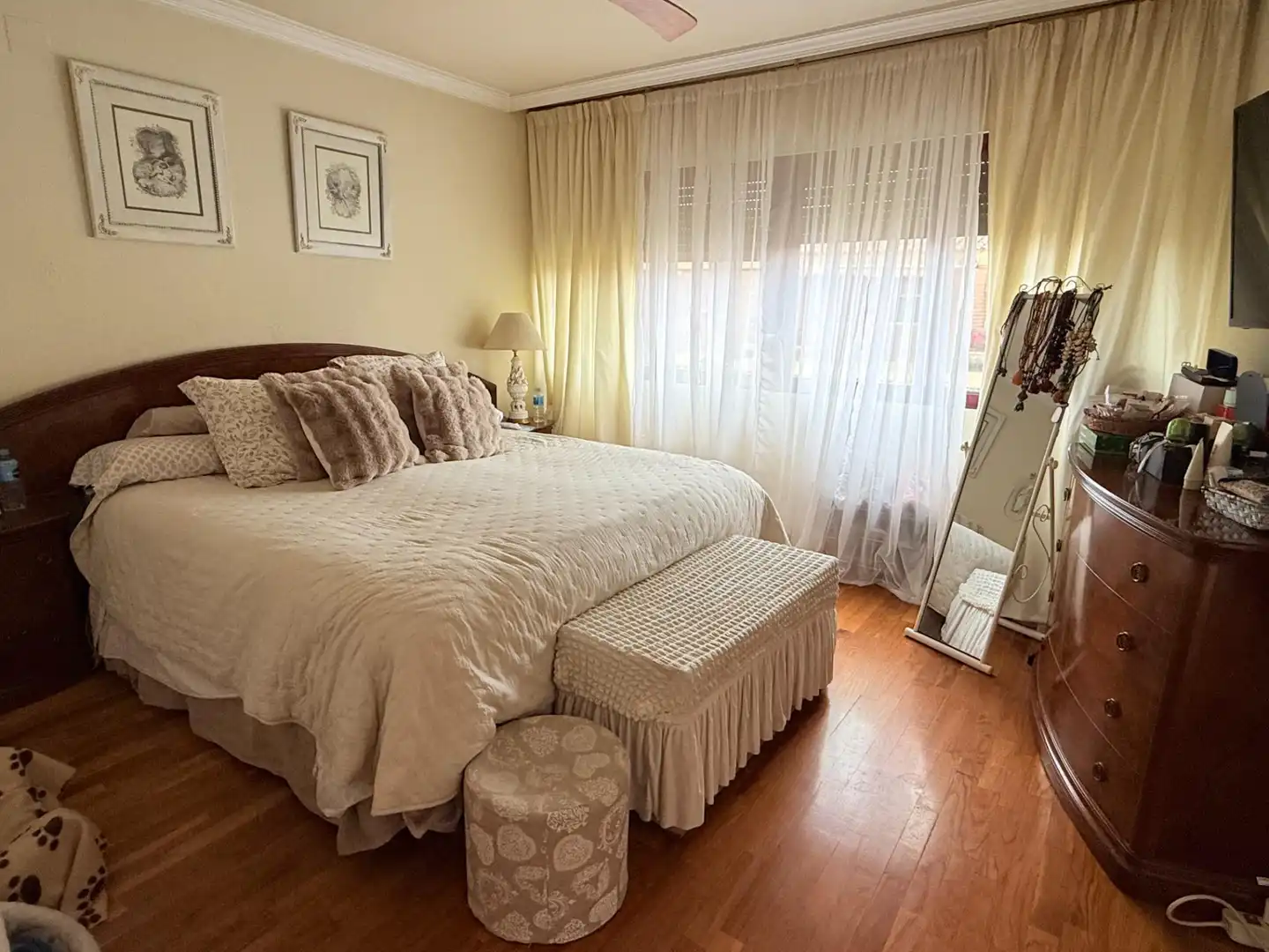 Habitación de Casa adosada en venta en Sant Joan d'Alacant con Jardín privado y Piscina comunitaria