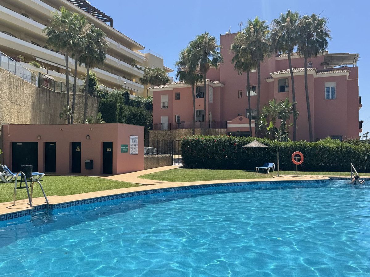 Piscina de Apartament en venda en Málaga Capital amb Aire condicionat, Jardí privat i Terrassa