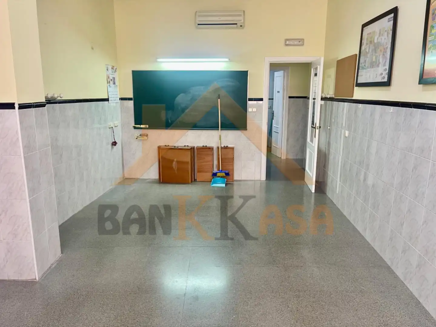 Local comercial en venda a El Ejido Ciudad