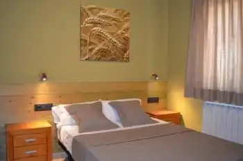 Bedroom of Houses for sale in Les Oluges  with Heating, Private garden and Terrace