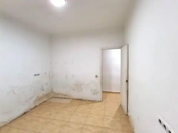Casa adosada en venta en Terrassa con Terraza y Balcón