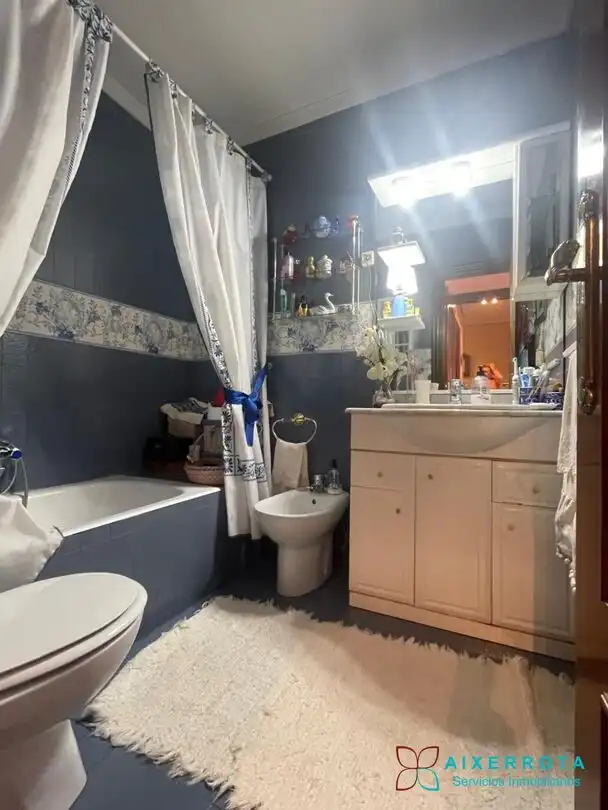 Flat for sale in Basañese Kalea, Negurigane - Peruri