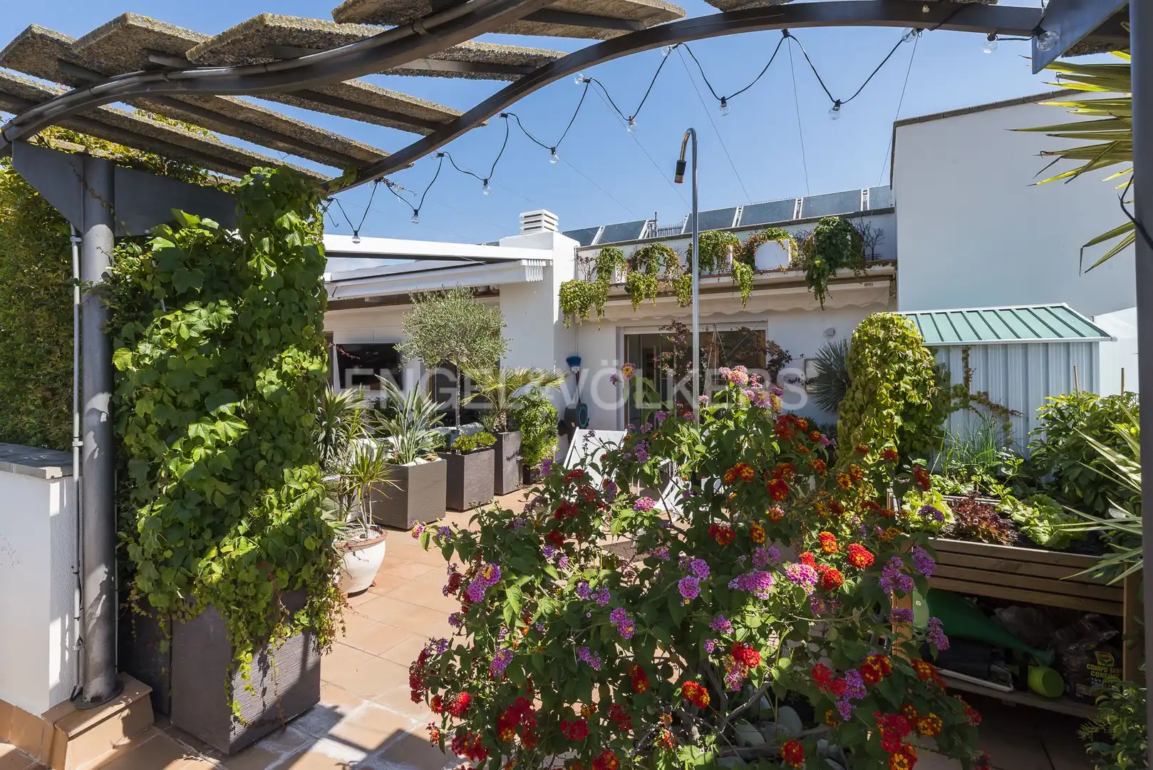 Terrace of Attic for rent in Sitges  with Air Conditioner, Heating and Parquet flooring