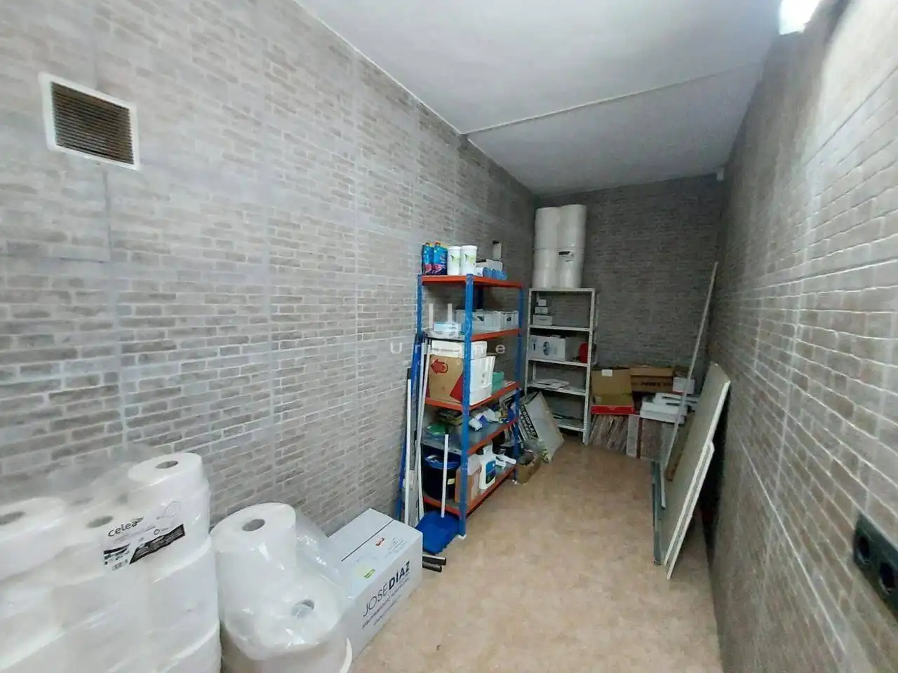 Local en venda en San Vicente del Raspeig / Sant Vicent del Raspeig amb Aire condicionat