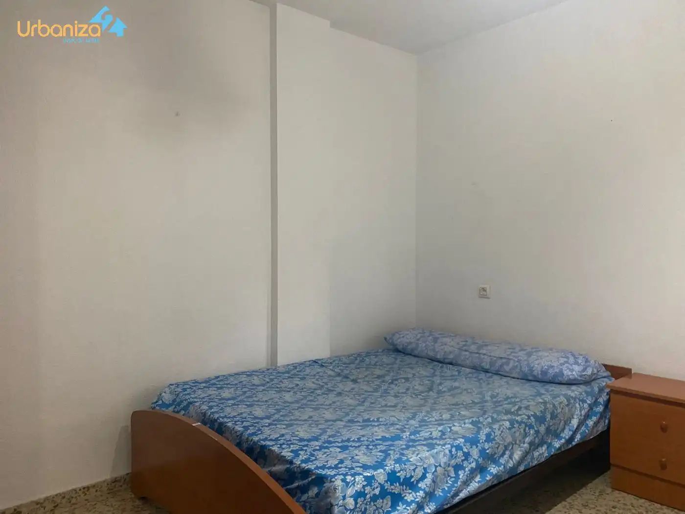 Flat for rent in Calle Antonio Pesini, Valdepasillas - La Paz - Huerta Rosales