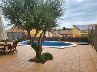 Piscina de Casa o xalet en venda en Sant Vicenç de Montalt amb Aire condicionat, Calefacció i Jardí privat