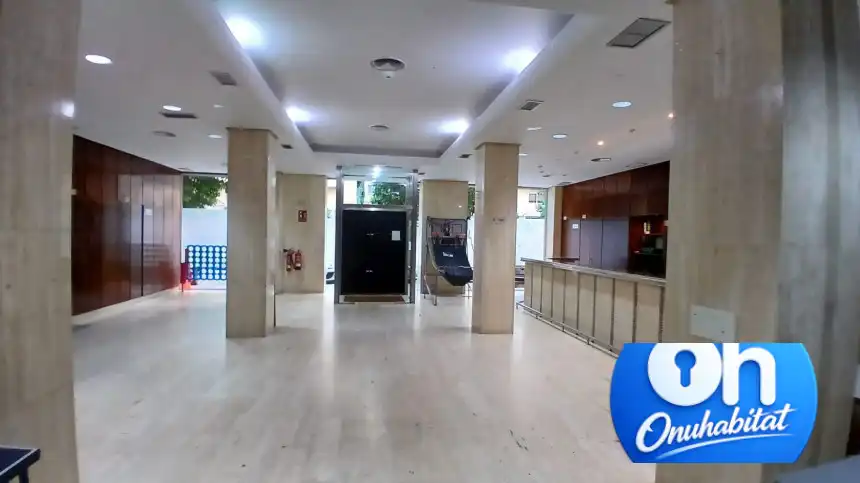 Business premises for sale in Calle Maestra Aurora Romero, imagen 11