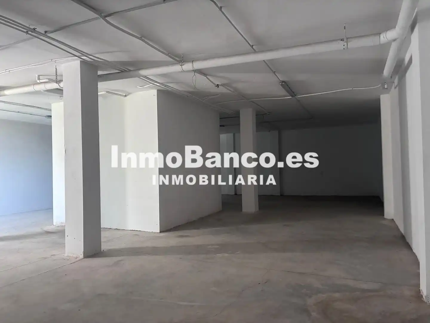 Houses for sale in Montserrat  with Private garden and Terrace