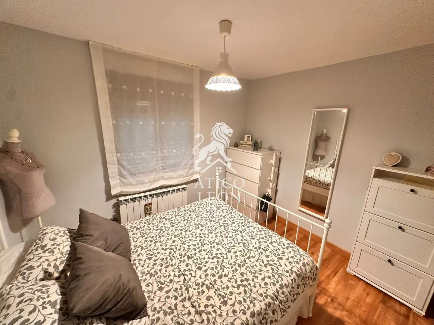 Habitación de Casa o chalet en venta en Cuadros con Calefacción, Jardín privado y Trastero
