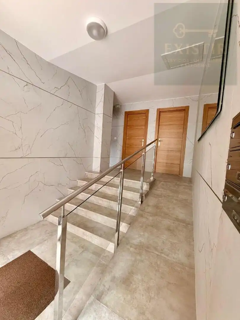 Piso en venta en Ave María