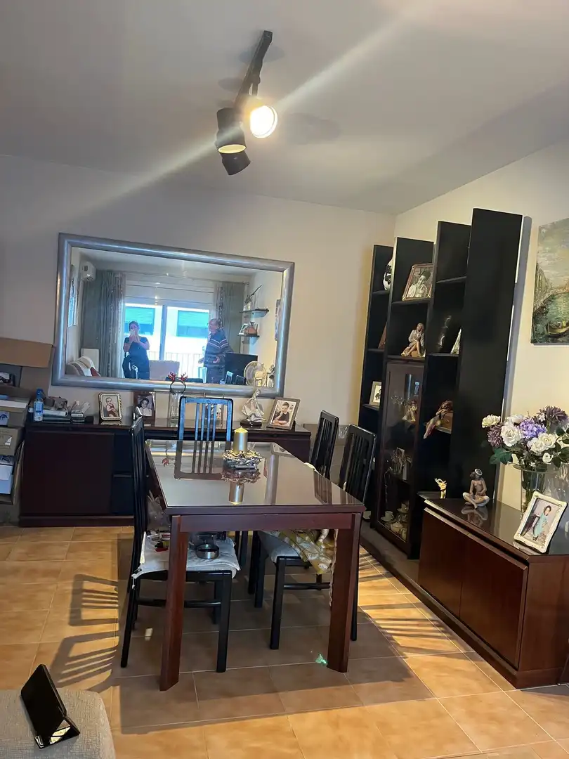 Comedor de Piso en venta en Barberà del Vallès con Calefacción, Terraza y Trastero