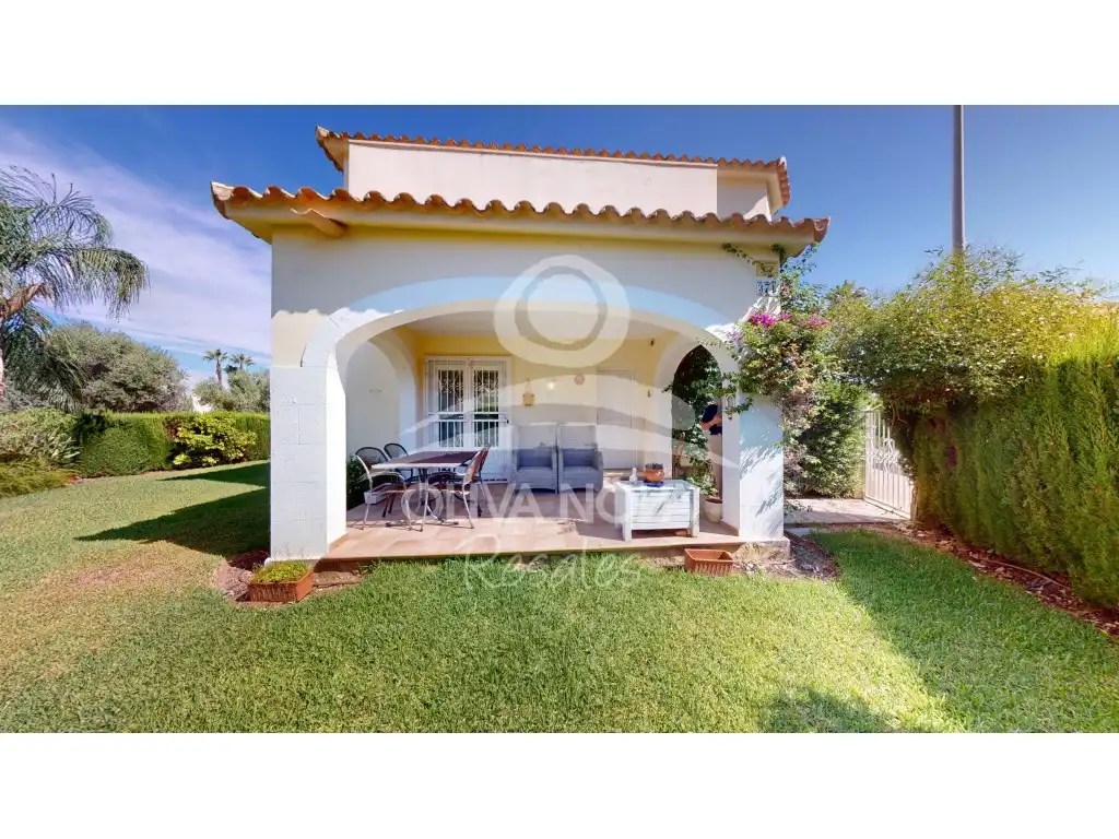 Casa en venda a Calle Brueghell
