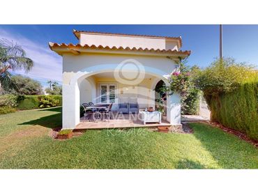 Casa en venda a Calle Brueghell