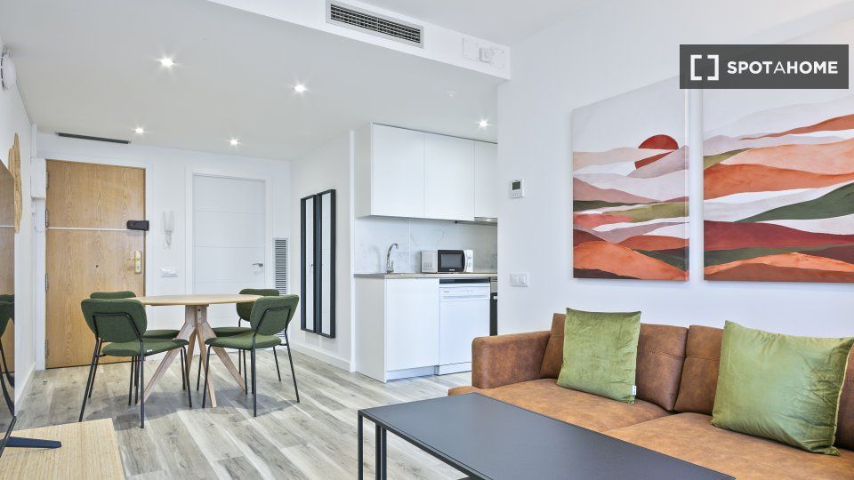 Flat to rent in Barri Gòtic