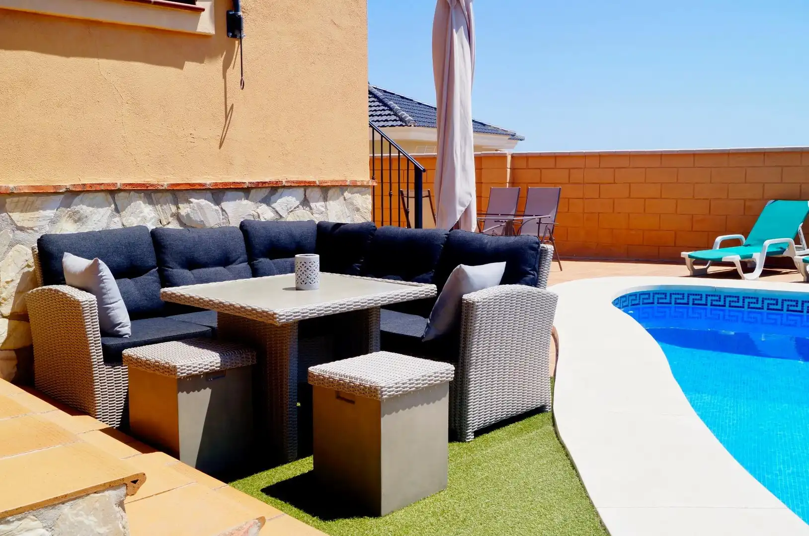 Terrasse von Haus oder Chalet zum Verkauf in Benalmádena mit Klimaanlage, Heizung und Privatgarten