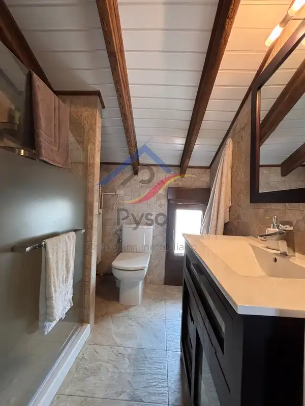 Baño de Ático de alquiler en Santander con Calefacción, Amueblado y Horno