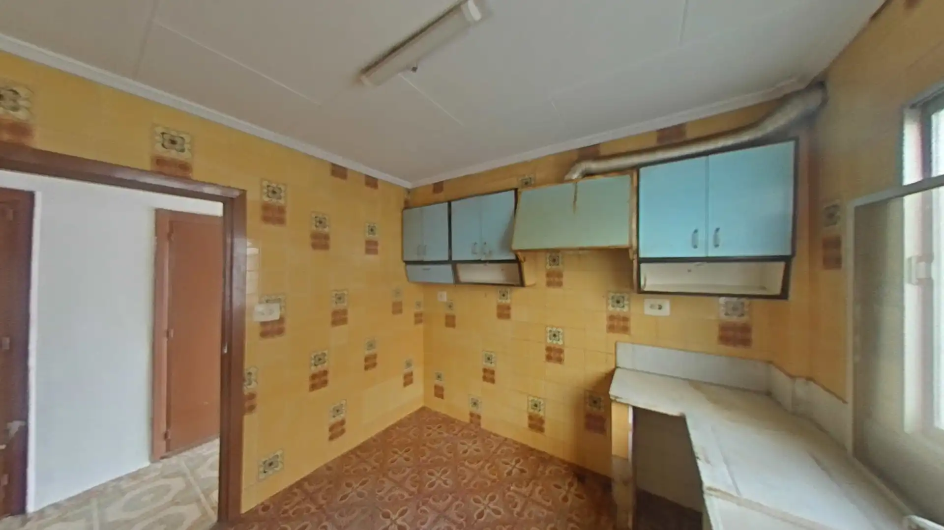 Cocina de Piso en venta en Valencia con Balcón