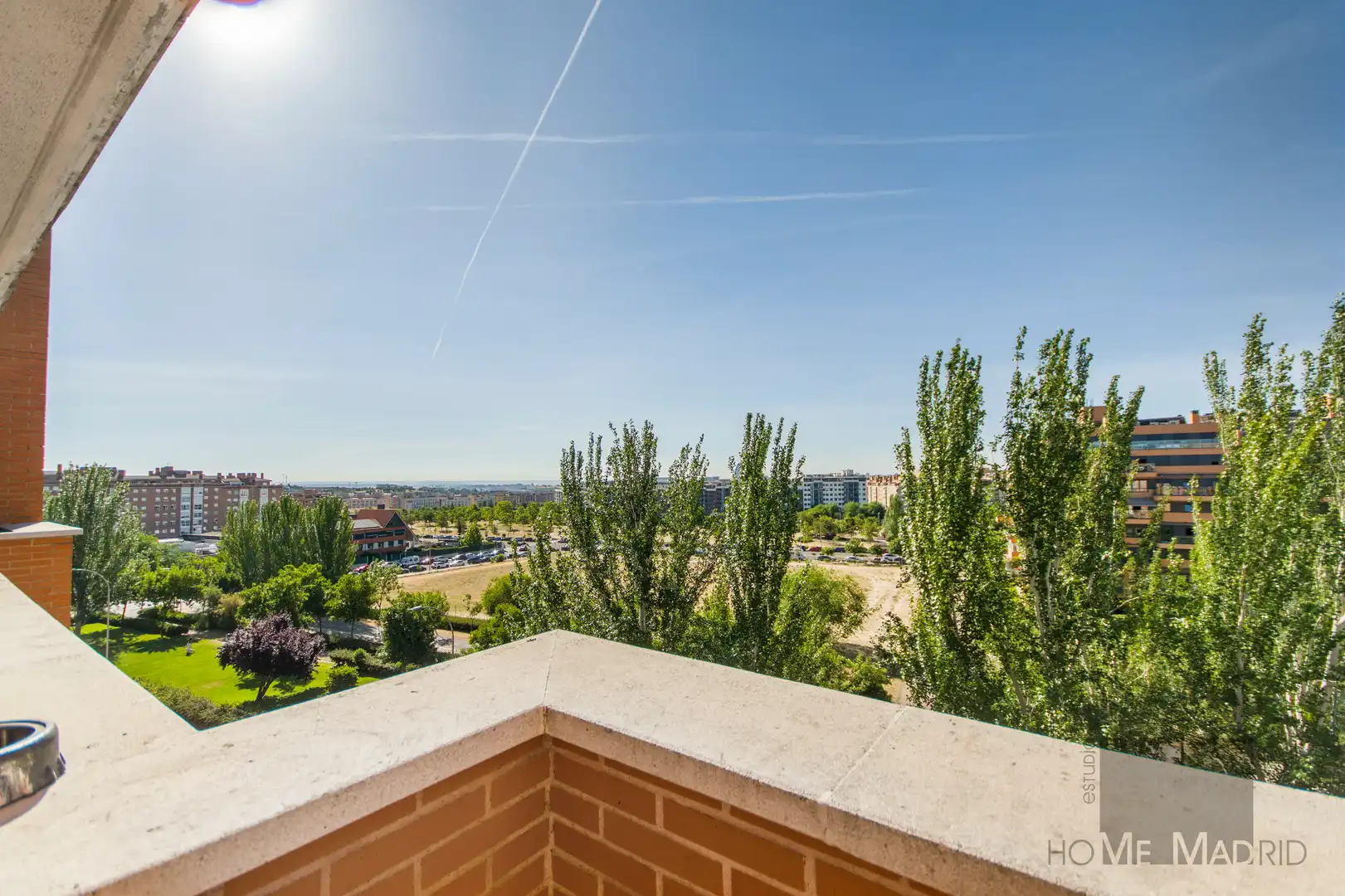 Vista exterior de Àtic en venda en Madrid amb Aire condicionat, Calefacció i Terrassa