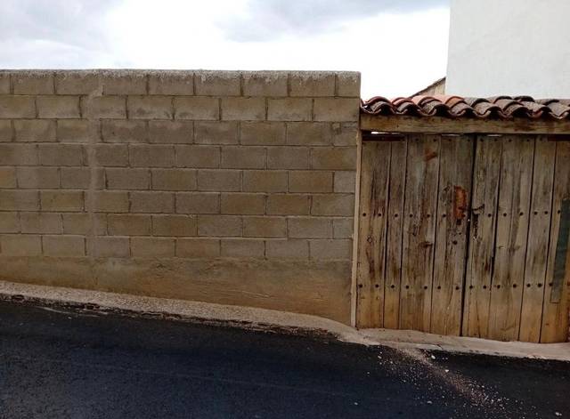 Terreno residencial en Venta en Calle del Coso en Valdelaguna