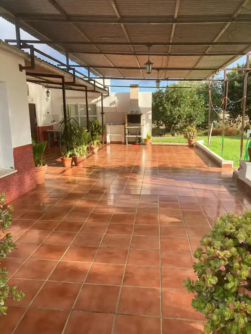 Terrassa de Finca rústica en venda en Lebrija amb Aire condicionat, Jardí privat i Traster