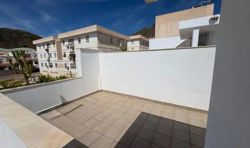 Terrasse von Einfamilien-Reihenhaus zum Verkauf in Carboneras mit Klimaanlage, Terrasse und Abstellraum