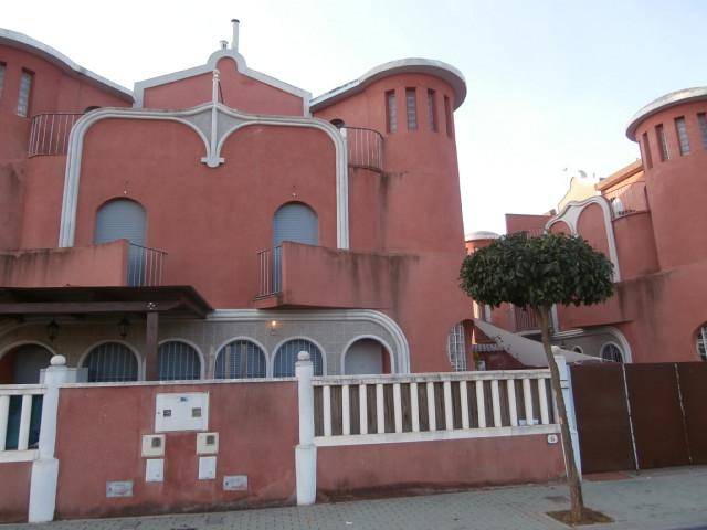 Casa adosada en Venta en C/ Atyalaya en Corrales