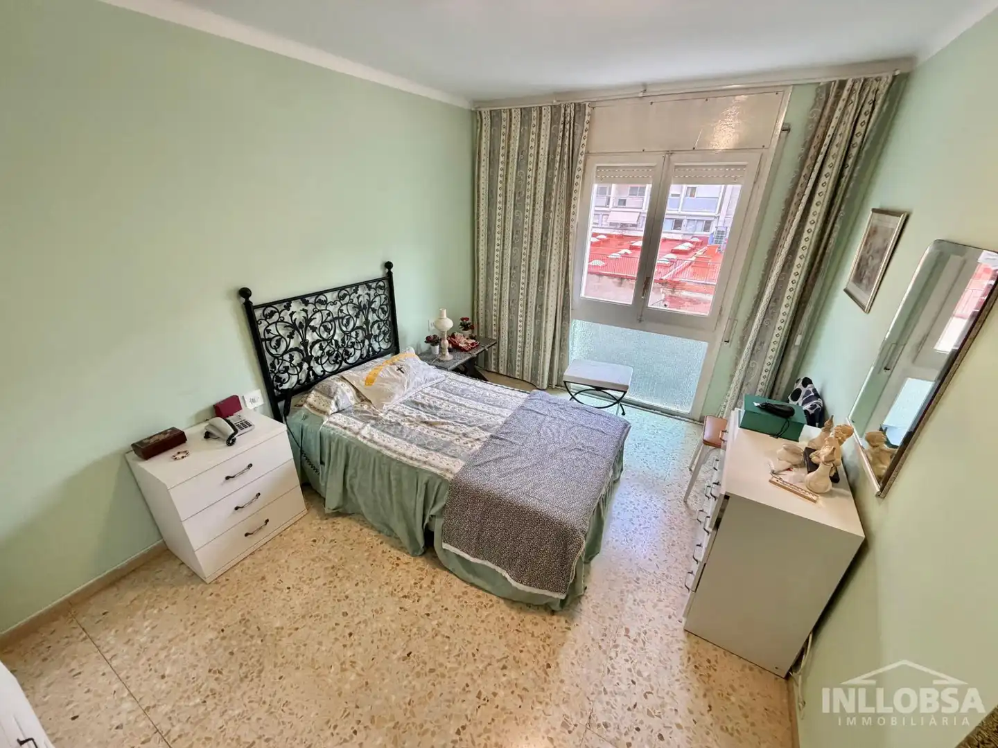 Schlafzimmer von Wohnung zum Verkauf in Manresa mit Heizung, Terrasse und Abstellraum
