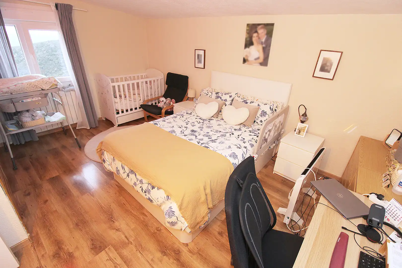 Bedroom of Houses for sale in Torremocha de Jarama  with Air Conditioner, Heating and Private garden