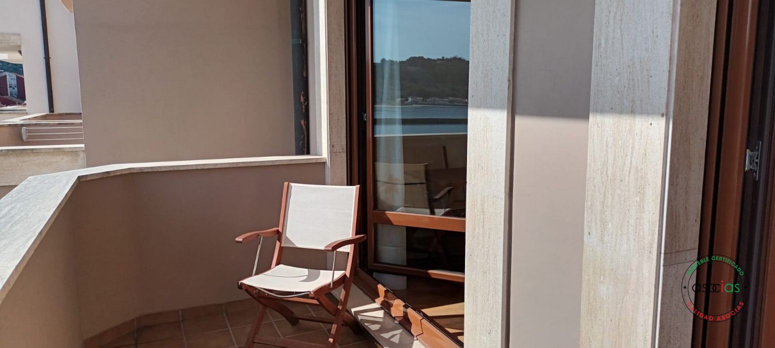 Terrasse von Wohnung zum verkauf in Muros de Nalón mit Heizung, Privatgarten und Parkett