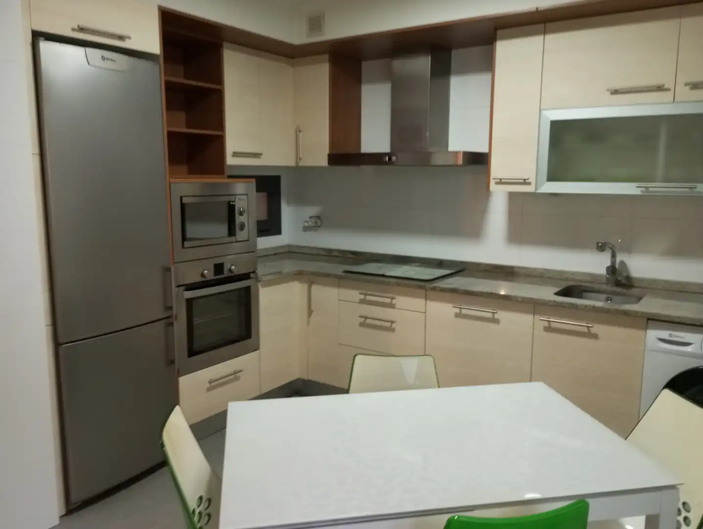 Flat for rent in Oliver