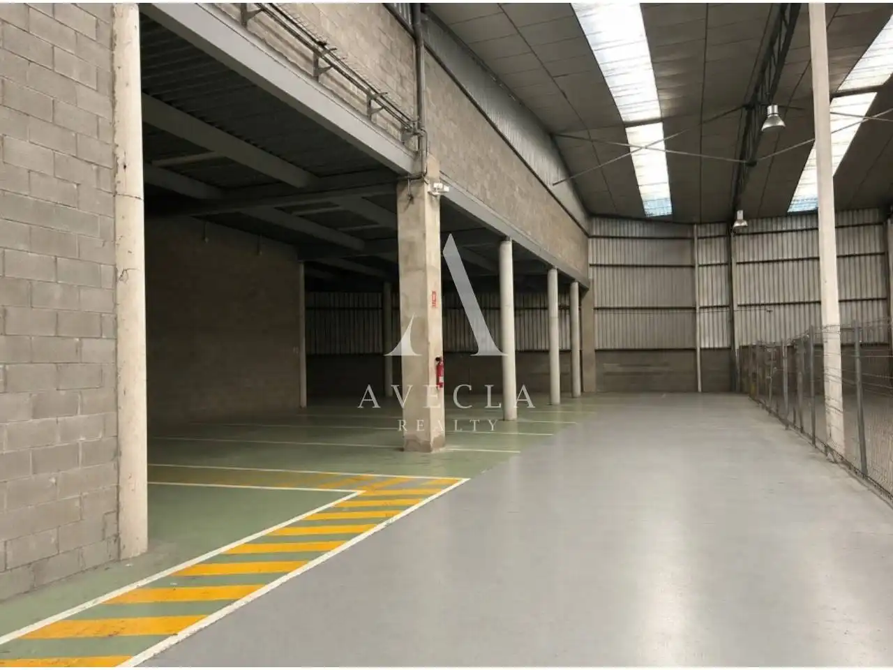 Nau industrial de lloguer a Calle Santa Margarida de Boada Vell 7, imagen 3