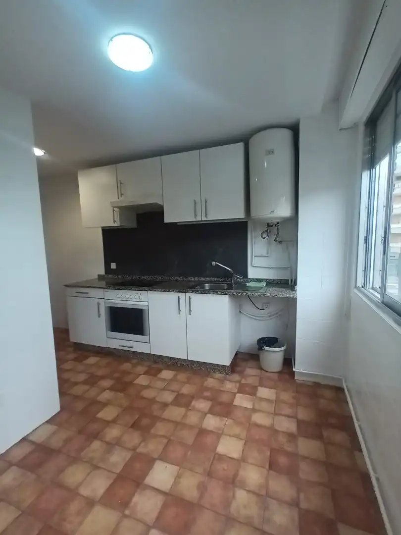 Flat for rent in Vigo , Pontevedra