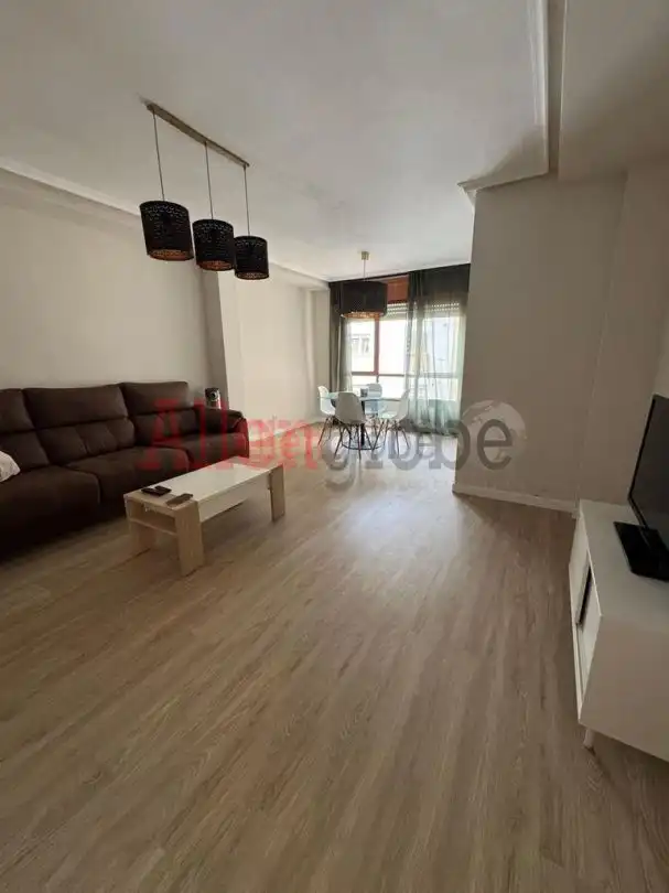 Piso de alquiler en Calle Joaquín Blume, Fozaneldi - Tenderina