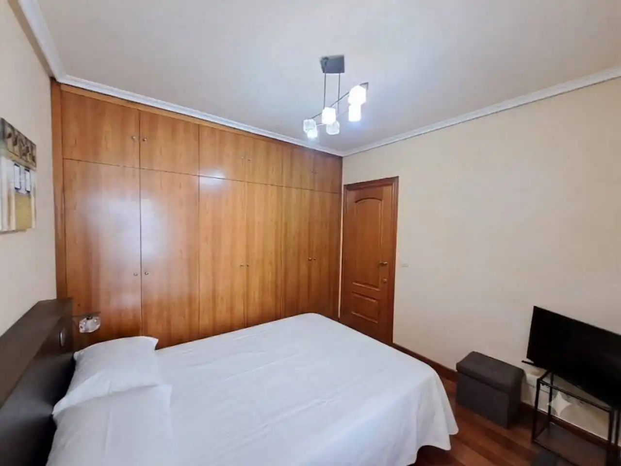 Flat for sale in Calle Sahagún, Universidad - Las Huelgas