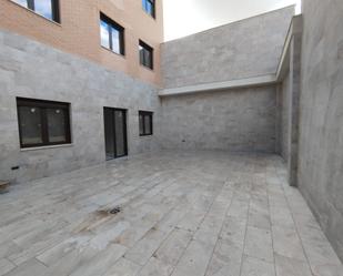 Terrassa de Pis en venda en Tomelloso amb Aire condicionat, Calefacció i Jardí privat
